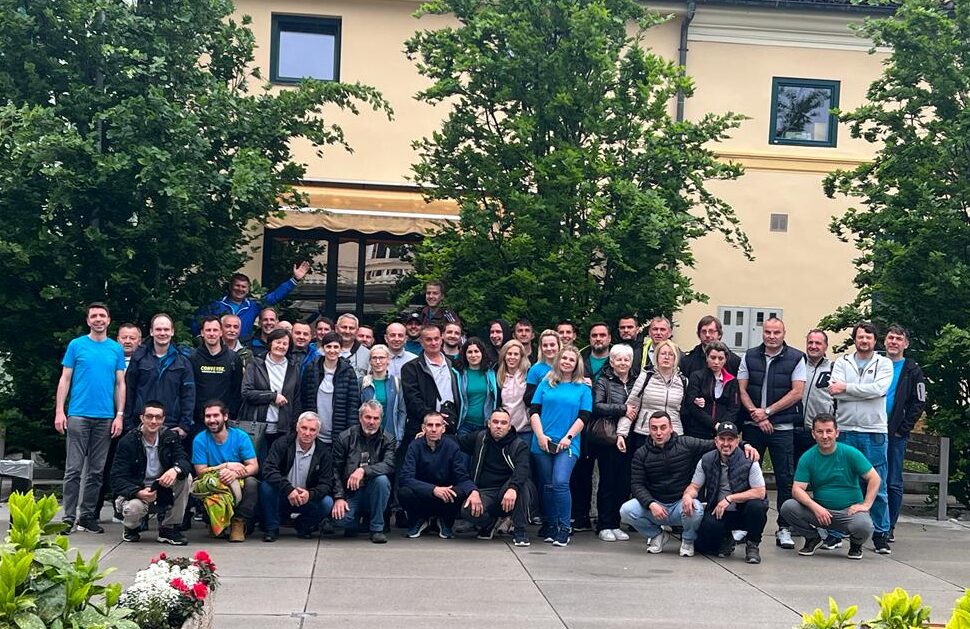 Employee gathering for the 33rd anniversary of Pikas and Aurenis